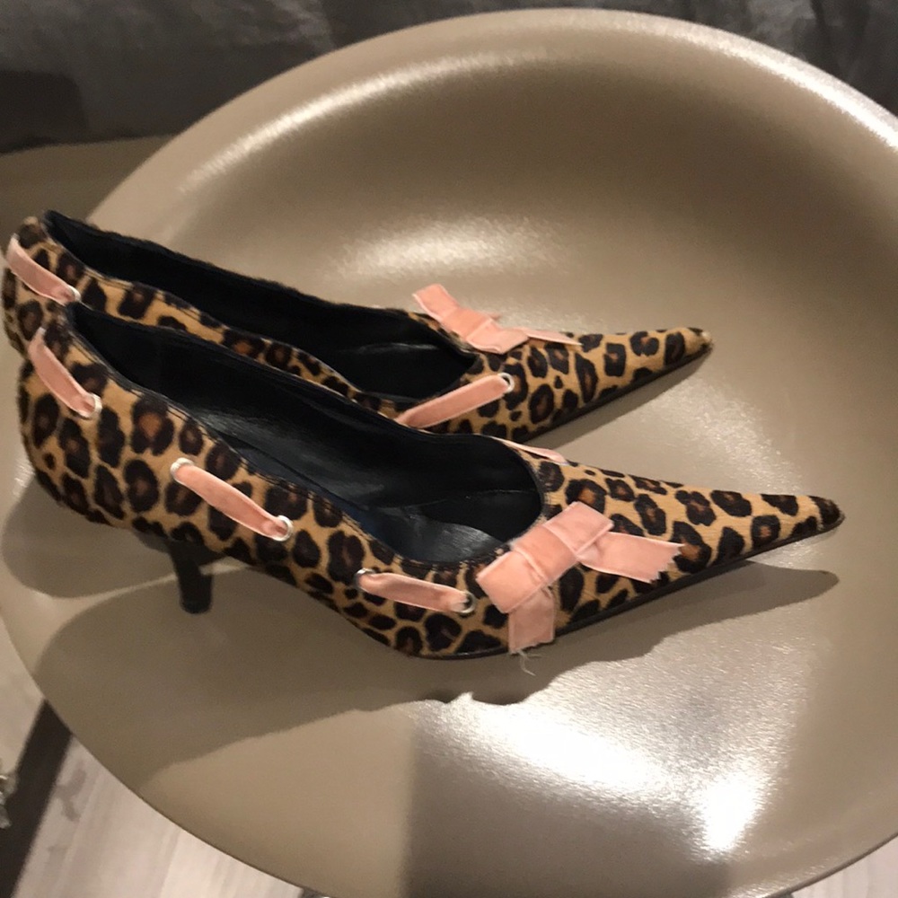 Shoes - Picture 3 of 5